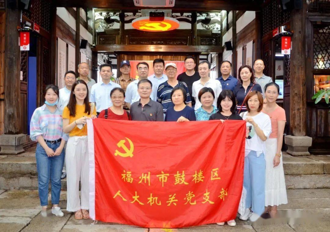 巴萨状态低迷!罪魁祸首是谁?孔德给答案,前教练:我早忘了梅西